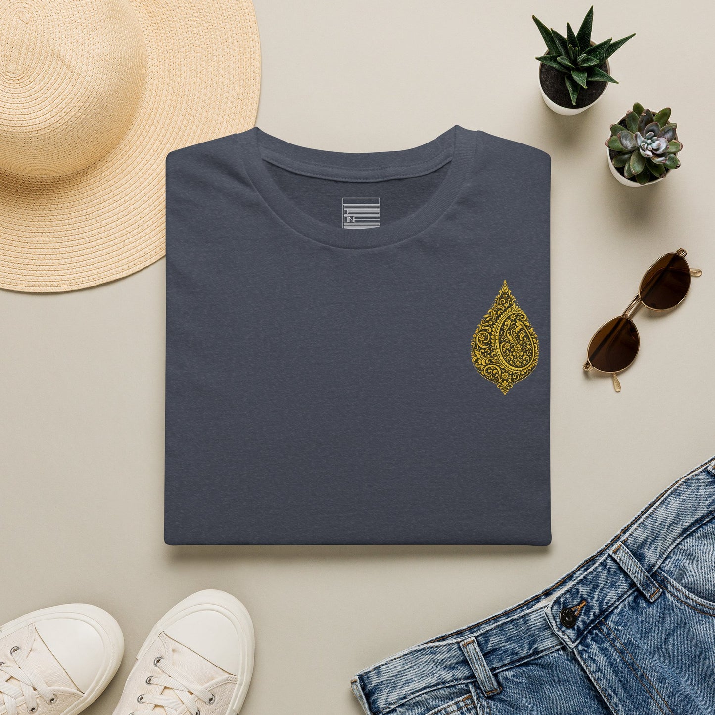 Golden Paisley of Persia - Tee