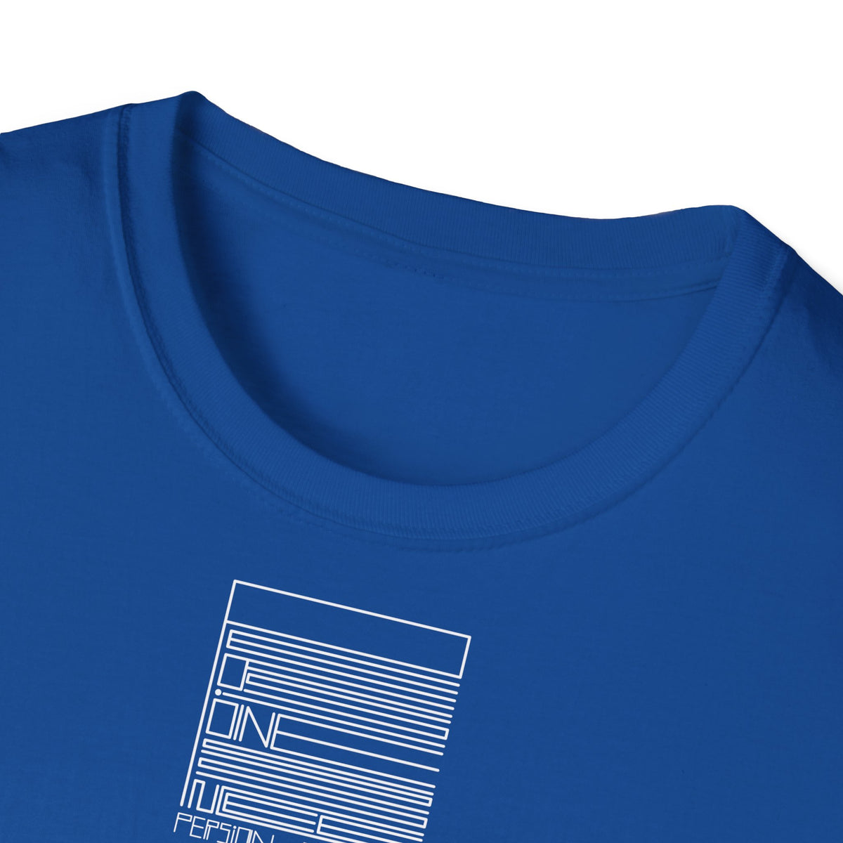 Royal – PEssence Tee – close-up