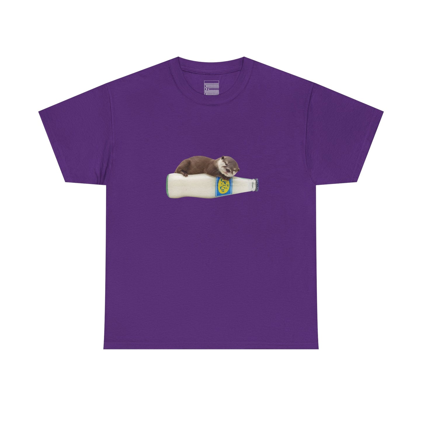 Otter sleeping on AbAli - Tee