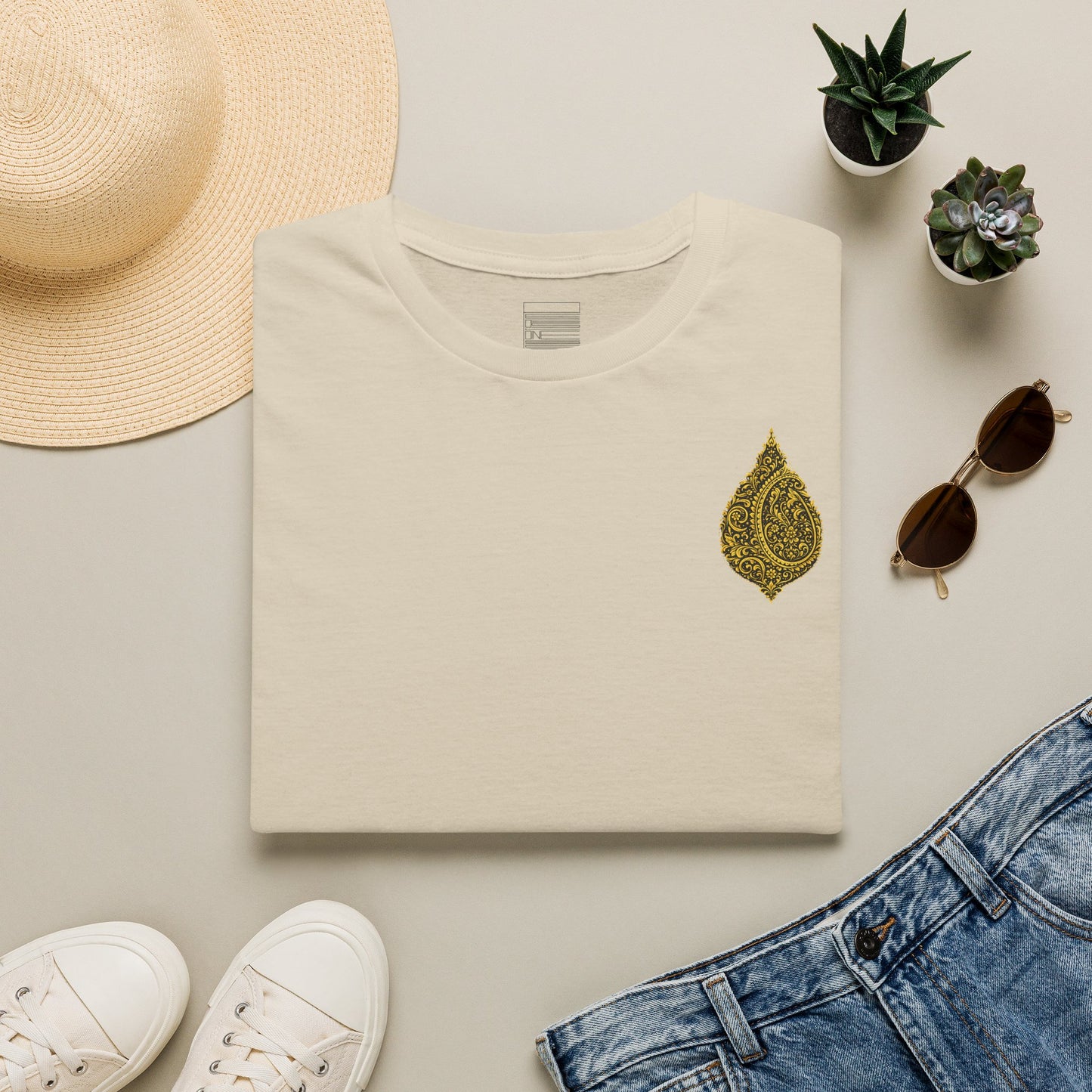 Golden Paisley of Persia - Tee