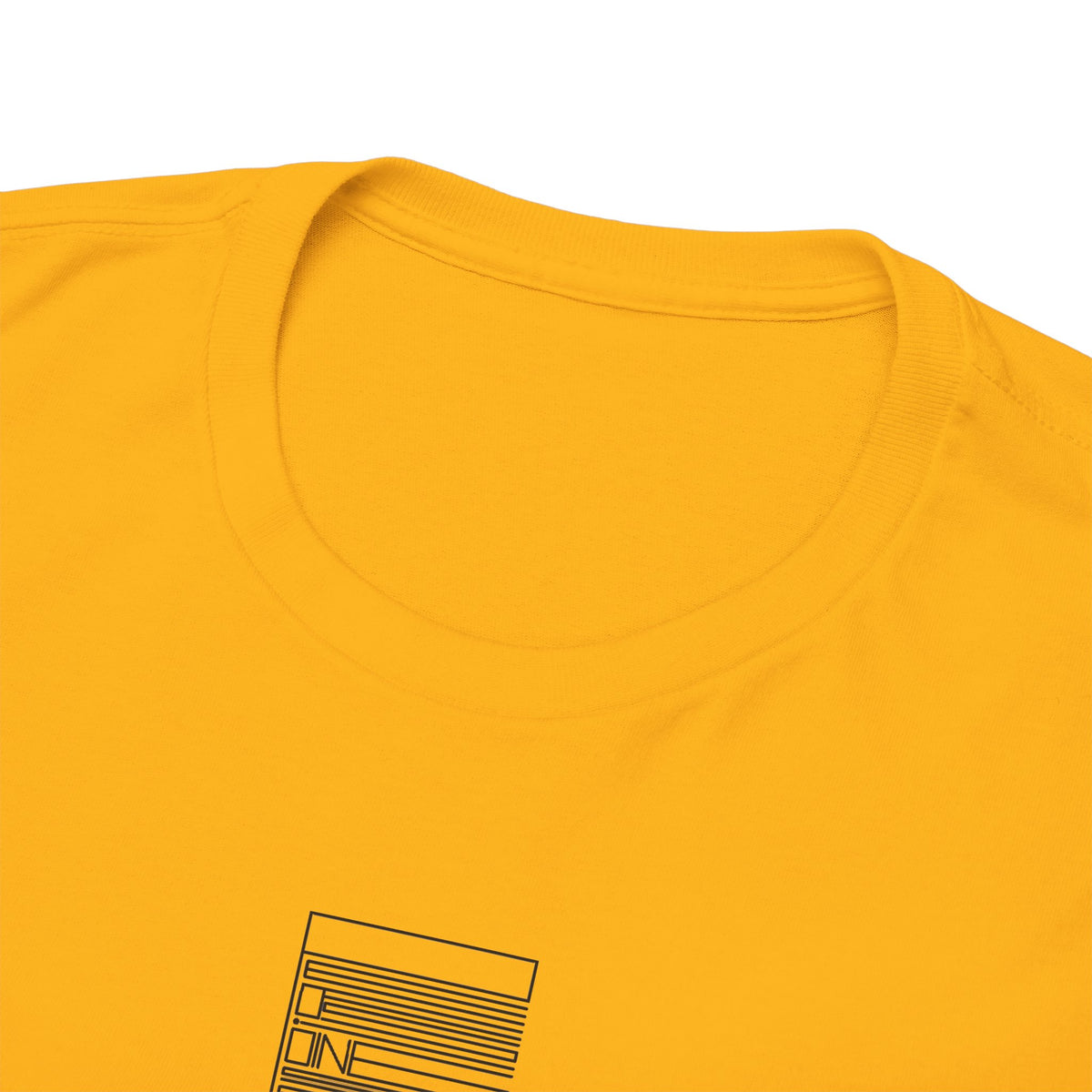 Gold – Persian Queen Tee – close-up