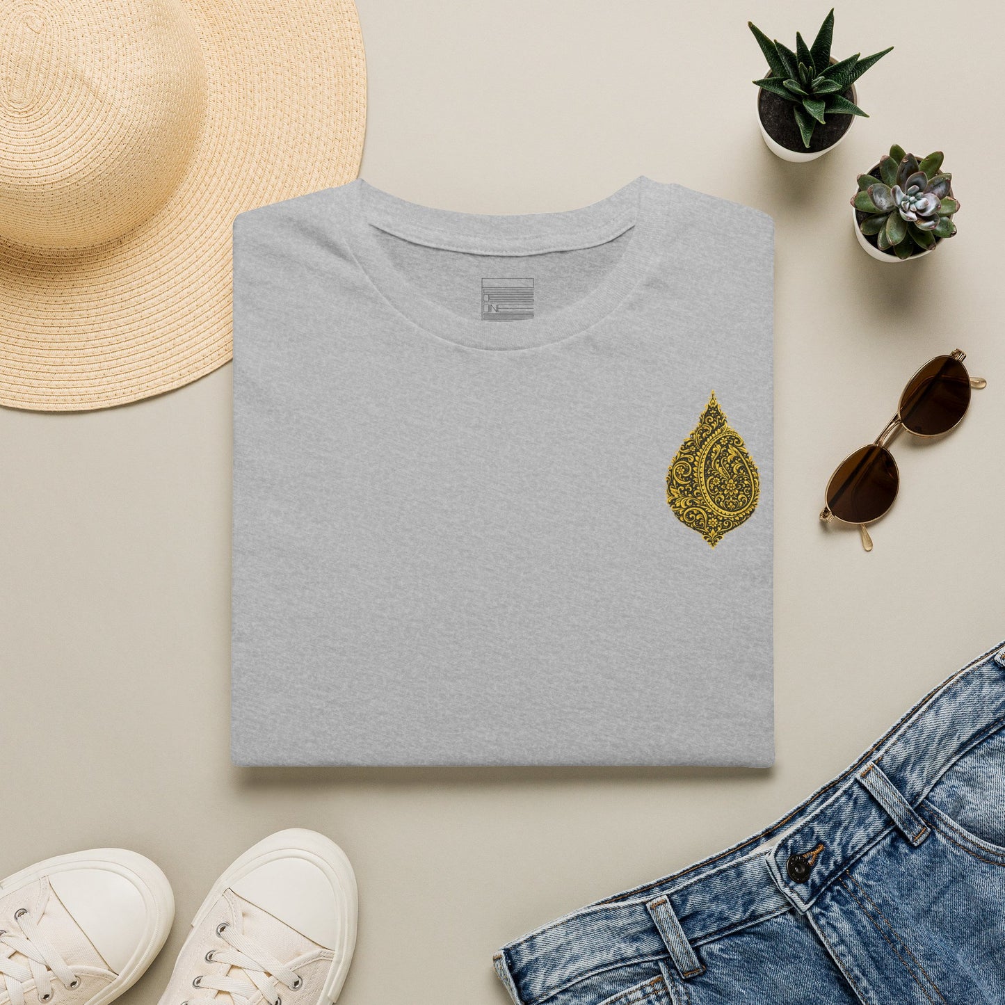 Golden Paisley of Persia - Tee