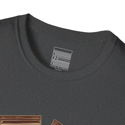Dark Heather – Saffron Stash Tee – close-up