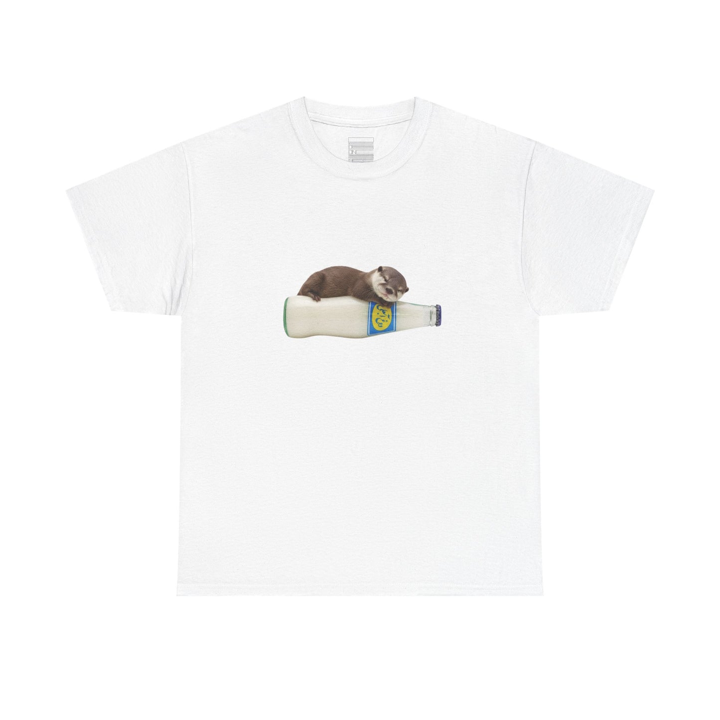 Otter sleeping on AbAli - Tee