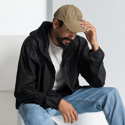 Khaki – PEssence Black Cap – right side view