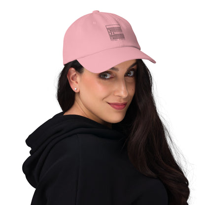 Pink – PEssence Black Cap – front view